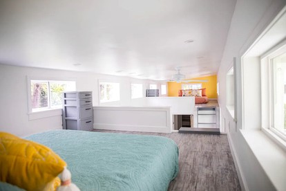 Ideal Container Tiny House with Amazing Outdoor Living Area in Hawaii - Holualoa, Hawaii - glamping.directory