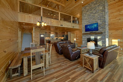 Vacation Rental for Four in Gatlinburg with Fire-Pit and Spectacular Views of the Great Smoky Mountains - Gatlinburg, Tennessee - glamping.directory