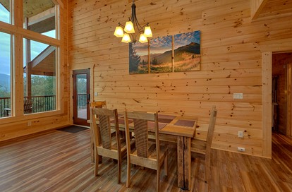 Vacation Rental for Four in Gatlinburg with Fire-Pit and Spectacular Views of the Great Smoky Mountains - Gatlinburg, Tennessee - glamping.directory