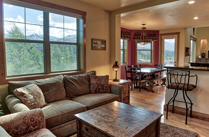 Regal Breckenridge Cabin with a Hot Tub - Breckenridge, Colorado - glamping.directory