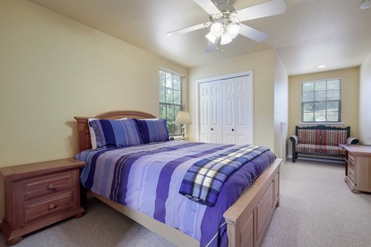 Riverside Cottage Getaway with a Wraparound Porch near New Braunfels, Texas - New Braunfels, Texas - glamping.directory