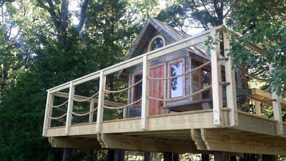 Texas Safari Camp Hummingbird Tree House - glamping.directory