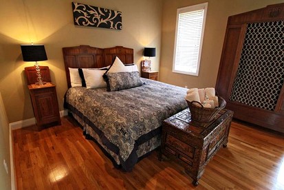 Luxurious Suite Rental with a Fireplace near Belmont, North Carolina - Belmont, North Carolina - glamping.directory