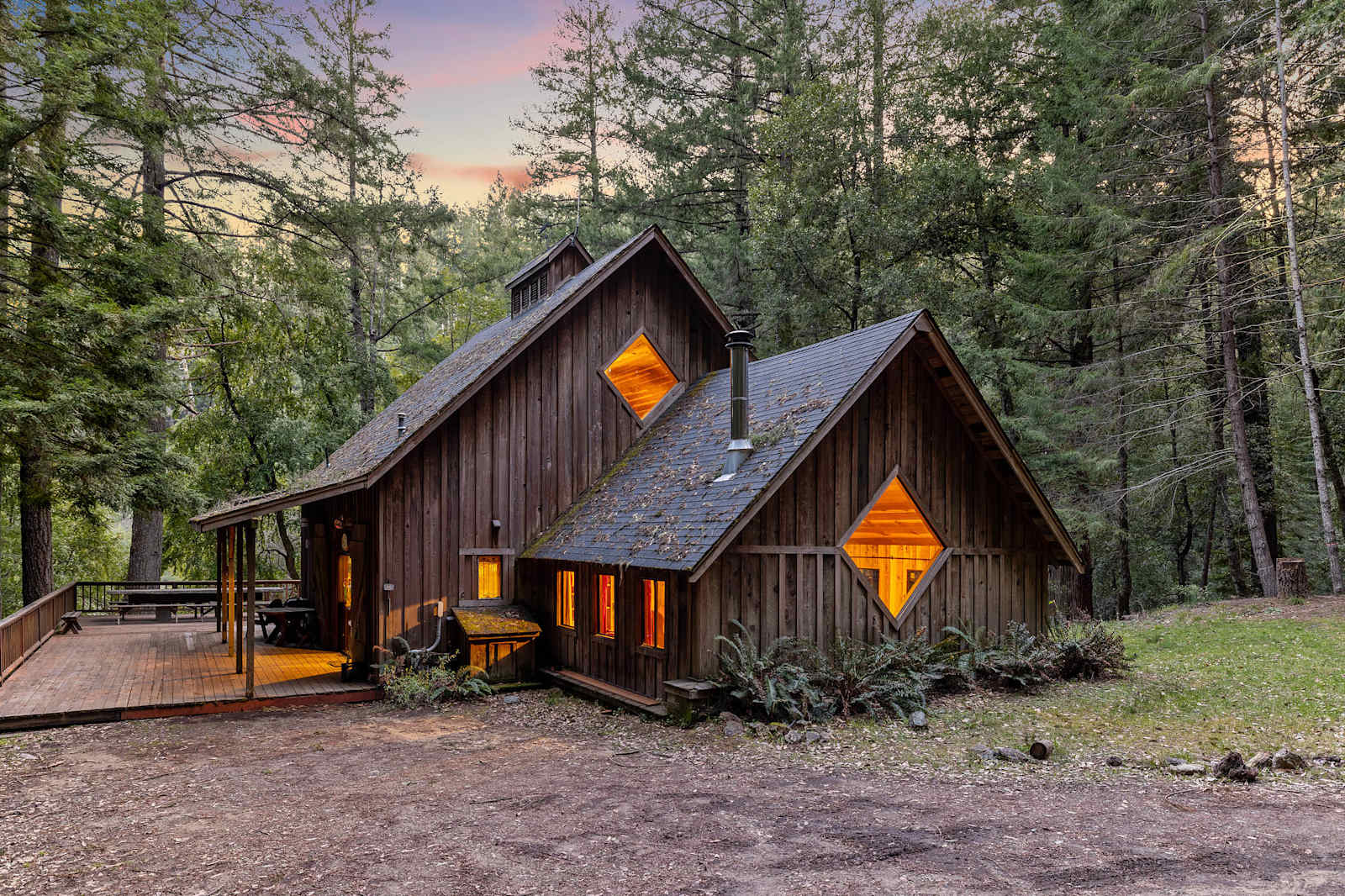 Leonard Lake Reserve - Ukiah, California - glamping.directory