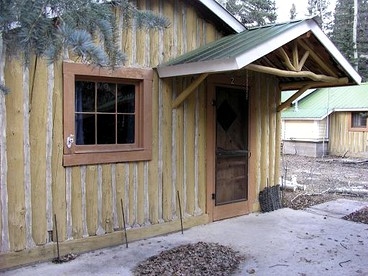Romantic Cabin Rental with a Beautiful Log Interior near Cathedral, Colorado - Lake City, Colorado - glamping.directory