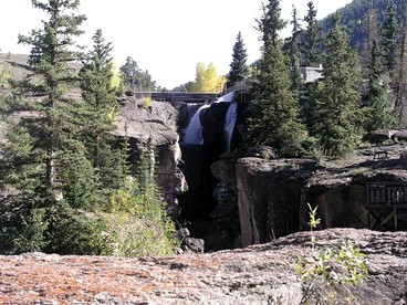 Romantic Cabin Rental with a Beautiful Log Interior near Cathedral, Colorado - Lake City, Colorado - glamping.directory
