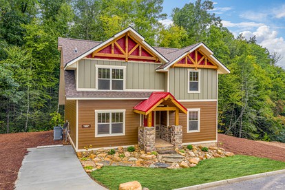 Luxury Cabin Rental with Hot Tub, Pool Table, and Arcade on Family Resort near Gatlinburg, Tennessee - glamping.directory