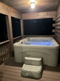 Hillside Haven Cabin - Amazing Views with Hot Tub, Rutherfordton, NC - Rutherfordton, North Carolina - glamping.directory
