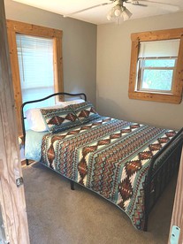 Hillside Haven Cabin - Amazing Views with Hot Tub, Rutherfordton, NC - Rutherfordton, North Carolina - glamping.directory