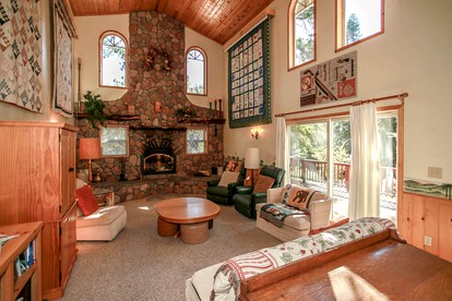 Incredible Secluded Wooden Cabin Nestled Amidst Trees in Big Bear Lake, California - Big Bear Lake, California - glamping.directory
