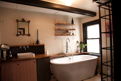 Idyllic Vacation Rental near Hudson Valley River in Saugerties, New York - Saugerties, New York - glamping.directory
