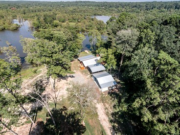 Superb Cabin Rental with Private Hot Tub on Toledo Bend Lake in Louisiana - Logansport, Louisiana - glamping.directory