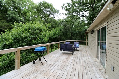 Charming Cottage Nestled Amidst Trees in Hot Springs, Arkansas - Hot Springs, Arkansas - glamping.directory