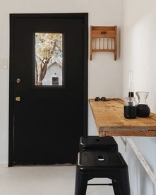 Spacious Four Bedroom Cabin on Private Land in Sierra National Forest, Perfect for a Tranquil Weekend in Nature with Family - Dunlap, California - glamping.directory
