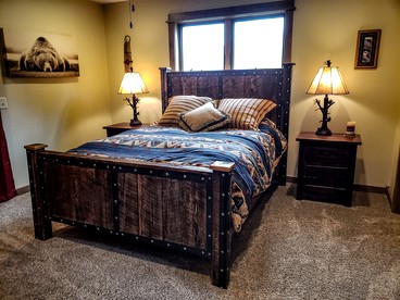 Stunning Hollowtop House with Panoramic Lake and Mountain Views near Ennis, Montana - McAllister, Montana - glamping.directory