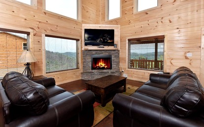 Breathtaking Cabin with Hot-tub, Fireplace and Games in Sevierville, Tennessee - Sevierville, Tennessee - glamping.directory