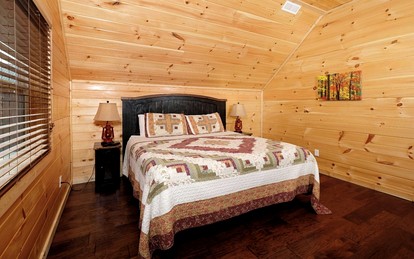 Breathtaking Cabin with Hot-tub, Fireplace and Games in Sevierville, Tennessee - Sevierville, Tennessee - glamping.directory