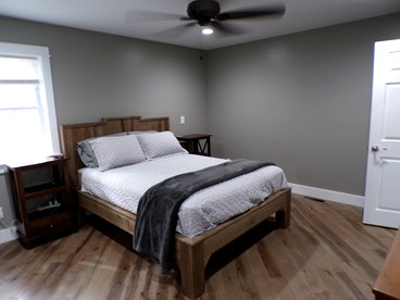 Spacious Lakefront Vacation Rental for an Unforgettable Family Getaway in the Finger Lakes near Burdett, New York - Burdett, New York - glamping.directory