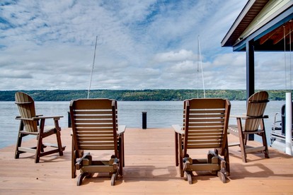Spacious Lakefront Vacation Rental for an Unforgettable Family Getaway in the Finger Lakes near Burdett, New York - Burdett, New York - glamping.directory
