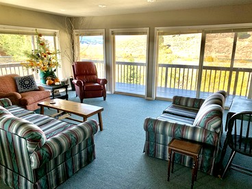 Spacious Vacation Home with Madison River Frontage near Yellowstone in Ennis, Montana - Cameron, Montana - glamping.directory