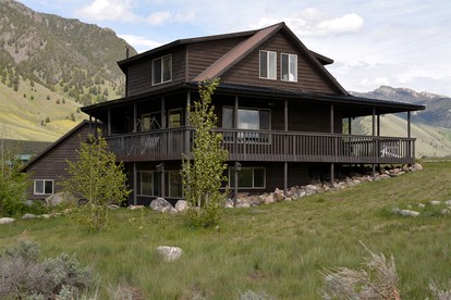 Spacious Vacation Home with Madison River Frontage near Yellowstone in Ennis, Montana - glamping.directory