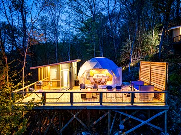 Scenic GeoDome Retreat with Hot Tub & 100-Mile Views near Blowing Rock and Boone, North Carolina - glamping.directory