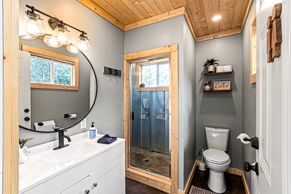 Scenic GeoDome Retreat with Hot Tub & 100-Mile Views near Blowing Rock and Boone, North Carolina - Blowing Rock, North Carolina - glamping.directory