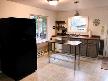 Cozy Vacation Rental near Nordic Mountain Ski Area, Central Wisconsin - Wild Rose, Wisconsin - glamping.directory