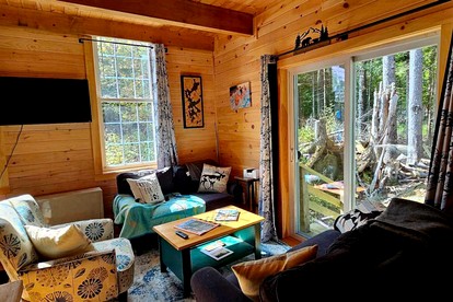 Fantastic Cabin Perfect for Adventure Lovers in Maine - Greenville, Maine - glamping.directory