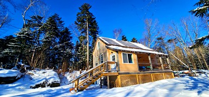 Fantastic Cabin Perfect for Adventure Lovers in Maine - Greenville, Maine - glamping.directory