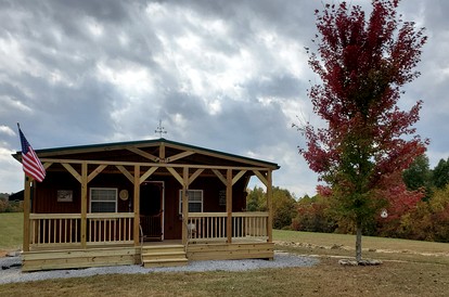 Wooden Rustic Cabin Great for Outdoor Activities in Liberty, Kentucky - Liberty, Kentucky - glamping.directory