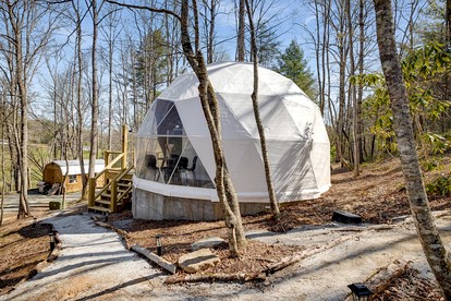 Relaxing Dome in the Heart of the Blue Ridge Mountains for an Unforgettable Glamping Experience in Rosman, North Carolina - glamping.directory