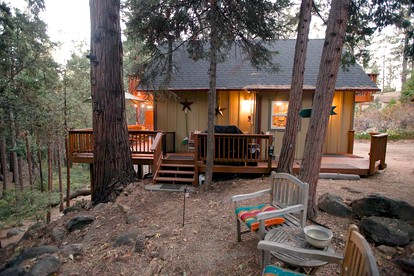 Two-Bedroom Camping Cabin and Private Gazebo in Idyllwild-Pine Cove, California - glamping.directory
