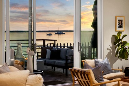 Charming Beach House with Great Ocean Vistas and Hot-tub in El Granada, California - El Granada, California - glamping.directory