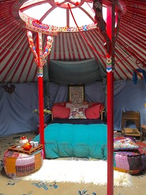Authentic Mongolian Yurt for a Serene Healing Retreat in Saratoga Springs, New York - Saratoga Springs, New York - glamping.directory
