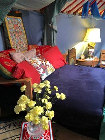 Authentic Mongolian Yurt for a Serene Healing Retreat in Saratoga Springs, New York - Saratoga Springs, New York - glamping.directory