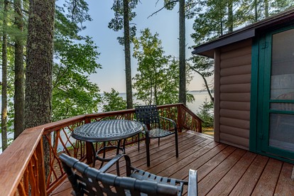 Quiet Waterfront Getaway with Relaxing Deck and Nature Views in Orr, Minnesota - Orr, Minnesota - glamping.directory