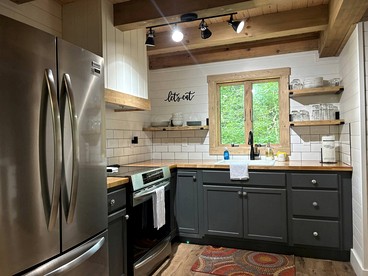 Stylish Dog-Friendly A-Frame Retreat with Deck & Fire Pit in Dahlonega, Georgia - Dahlonega, Georgia - glamping.directory