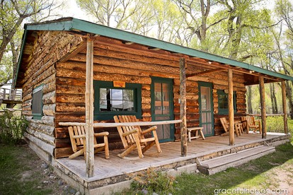 Rustic Vacation Cabin on Idyllic Dude Ranch with Horseback Riding Trails in Dubois, Wyoming - glamping.directory