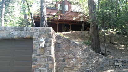 Secluded Cabin Rental with Fireplace near Lake Arrowhead in California - glamping.directory