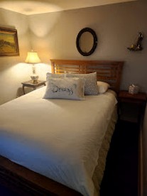 Beautiful Secluded Tiny House for a Quiet Peaceful Getaway Surrounded by Nature in Cabot, Vermont - Cabot, Vermont - glamping.directory