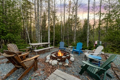 Lovely Safari Tent Near Acadia National Park for Family Glamping Trips to Maine - Bar Harbor, Maine - glamping.directory