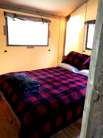 Lovely Safari Tent Near Acadia National Park for Family Glamping Trips to Maine - Bar Harbor, Maine - glamping.directory