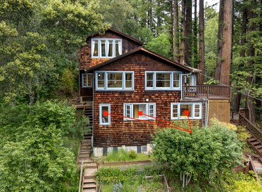 Gorgeous Garden-Level Guest Suite for a Comfortable Getaway Surrounded by Nature in Rio Nido, California - glamping.directory
