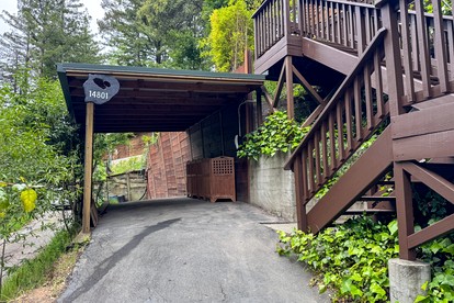 Gorgeous Garden-Level Guest Suite for a Comfortable Getaway Surrounded by Nature in Rio Nido, California - Rio Nido, California - glamping.directory