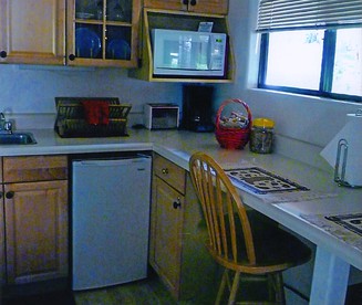 Romantic Creekside Getaway with a Full Kitchenette near Tucson, Arizona - Madera Canyon, Arizona - glamping.directory