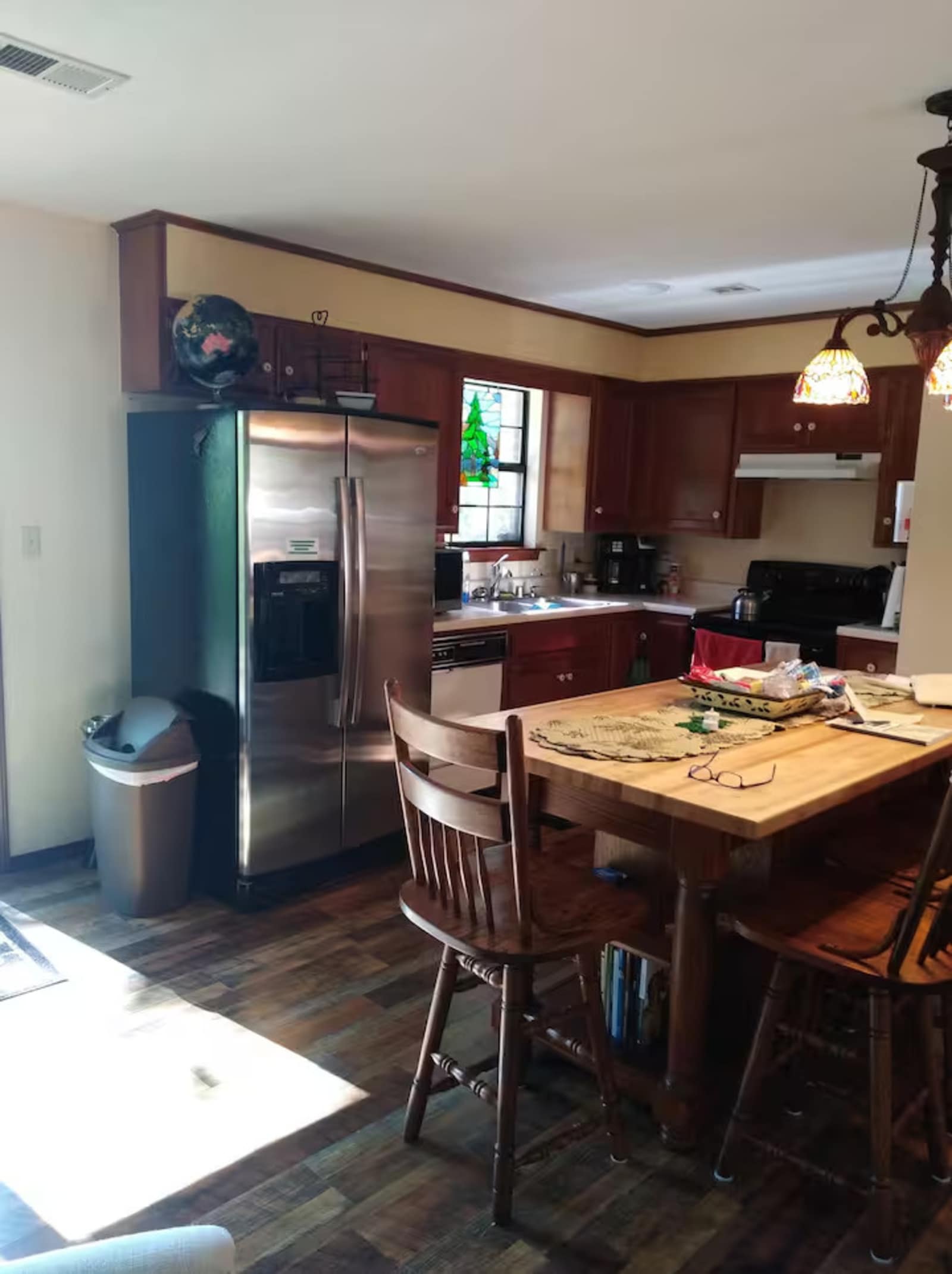 Meadow Mountain Cottage Retreat - Chester, Arkansas - glamping.directory