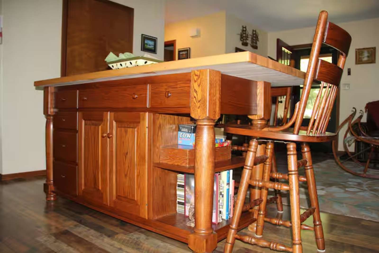 Meadow Mountain Cottage Retreat - Chester, Arkansas - glamping.directory