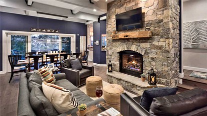 Spacious Vacation Rental for a Mountain Getaway near Fish Creek Falls, Colorado - Steamboat Springs, Colorado - glamping.directory