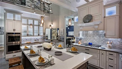 Spacious Vacation Rental for a Mountain Getaway near Fish Creek Falls, Colorado - Steamboat Springs, Colorado - glamping.directory